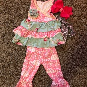 Boutique outfit with matching bow